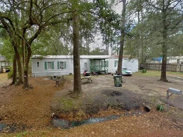 25626 W Chestnut St, Lacombe, LA 70445