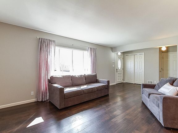 5602 53rd Ave Kenosha WI 53144-large-005