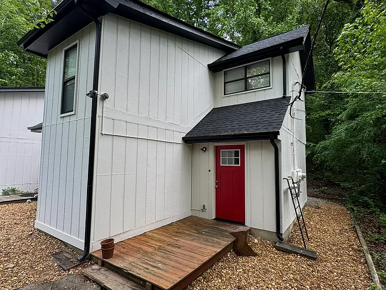 3222 Joselin Ln #B — Photo 3