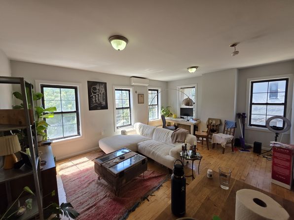 183 Johnson Ave #3