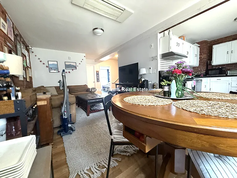 164 Broadway #3R — Photo 4