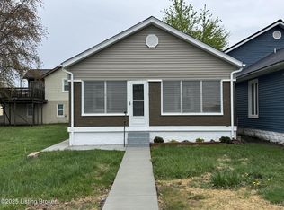 2210 Shrader Ave, New Albany, IN 47150