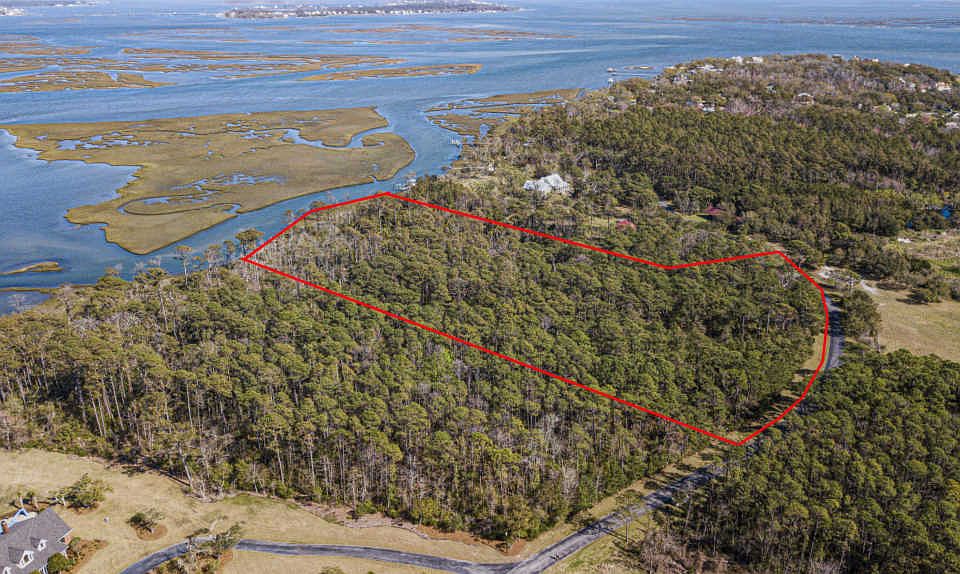 1st image of 120 Davis Bay Dr