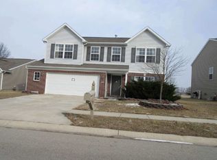 1049 Dahlgren Ln, Cicero, IN 46034