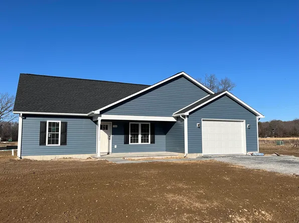 109 14th St, Grottoes, VA 24441