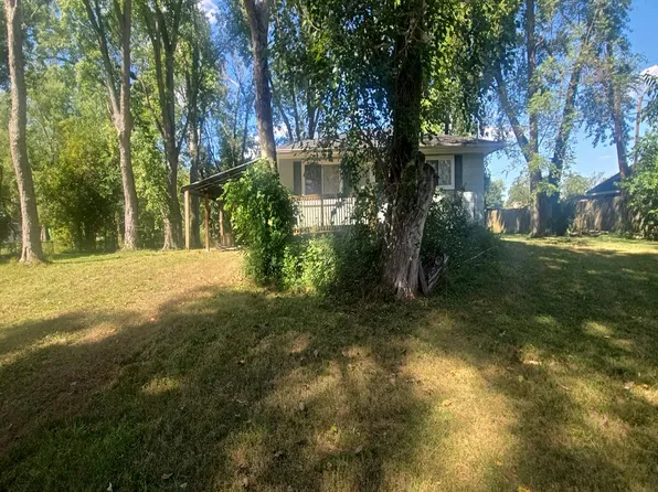 7377 Riffle Island Dr, Cedar Hill, MO 63016