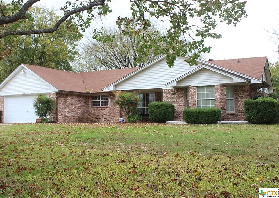 1st image of 704 Rein Dr