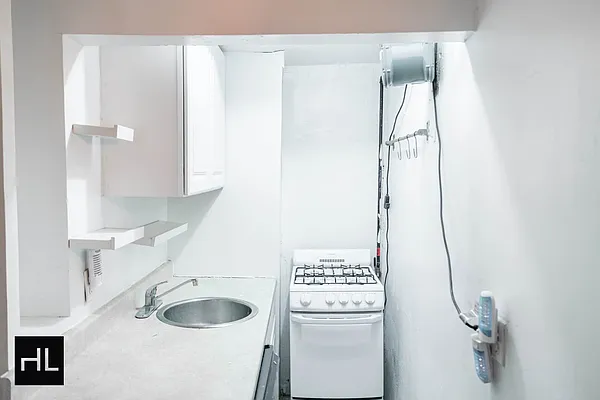 Rented by Highline Residential | media 10