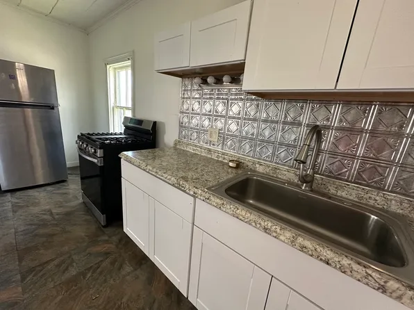 308 E Pacific St #1, Appleton, WI 54911