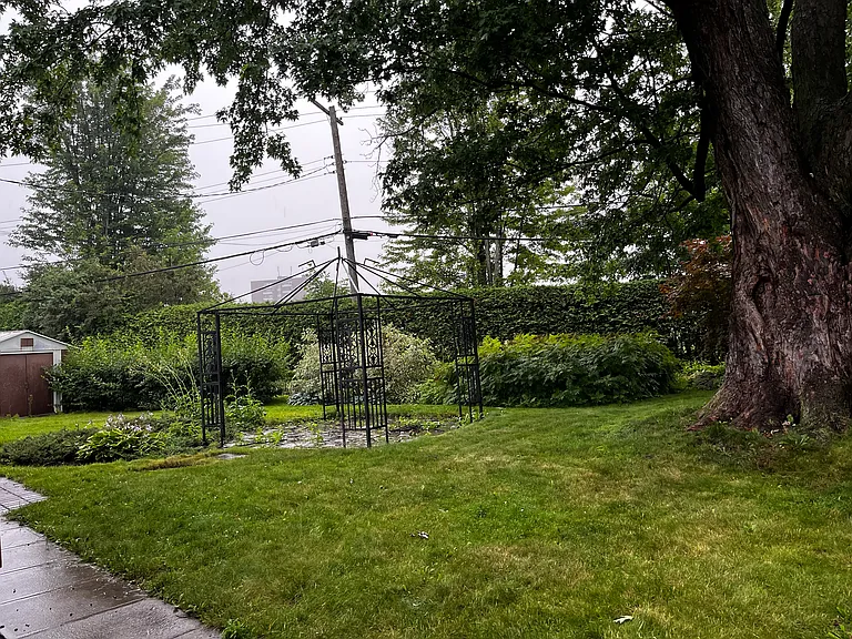 2337 Samuel Dr — Photo 11