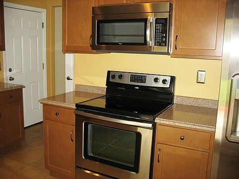 Range &amp;amp; Microwave.jpg