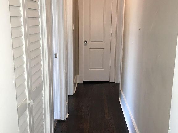 5th image of 717 W Cornelia Ave APT 3N