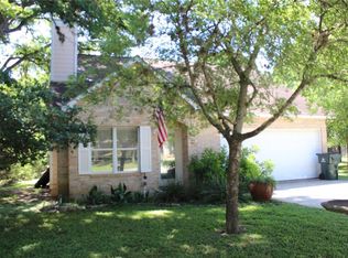 25 Country Place Dr, Wimberley, TX 78676