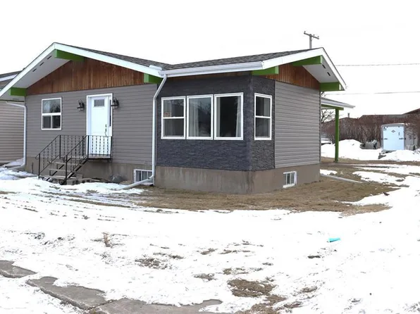 217 2nd Ave E, Debden, SK S0J 0S0