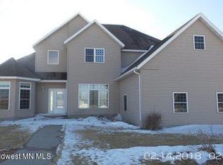 507 Main Ave W, Rothsay, MN 56579