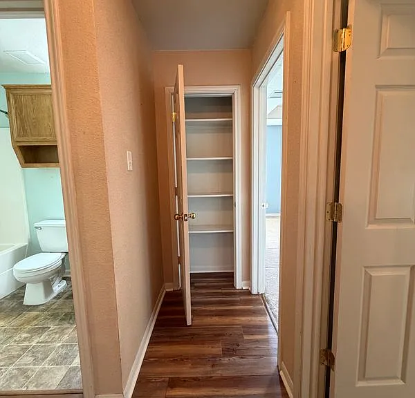715 Lakeview Dr — Photo 18