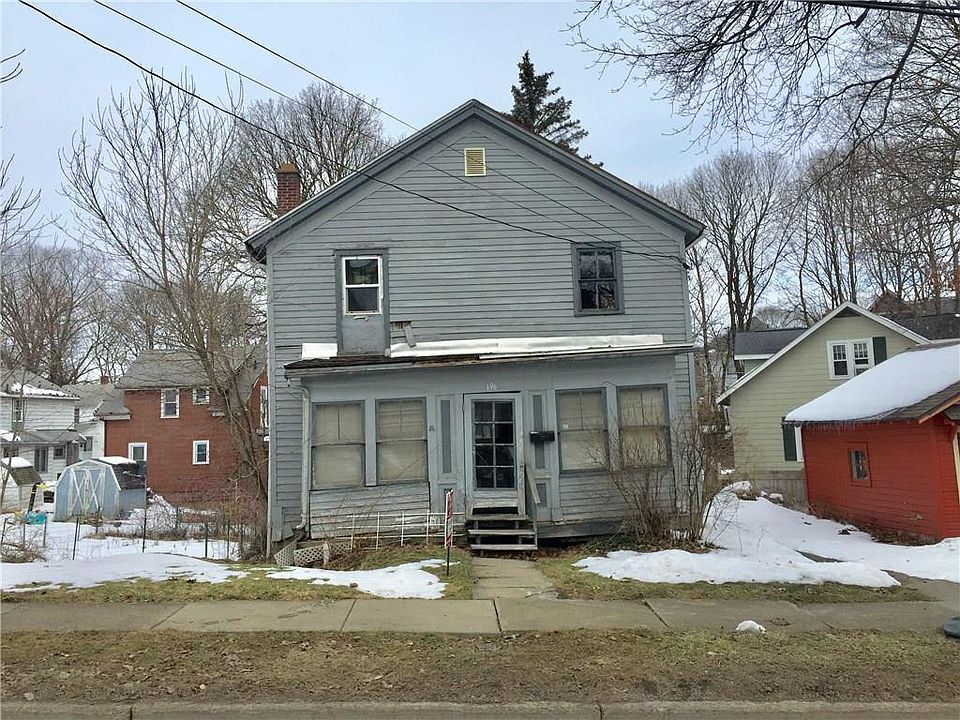 2nd image of 196 Baker St