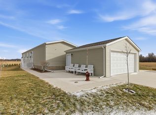 284 Rosebud Ct, Pt Huron, MI