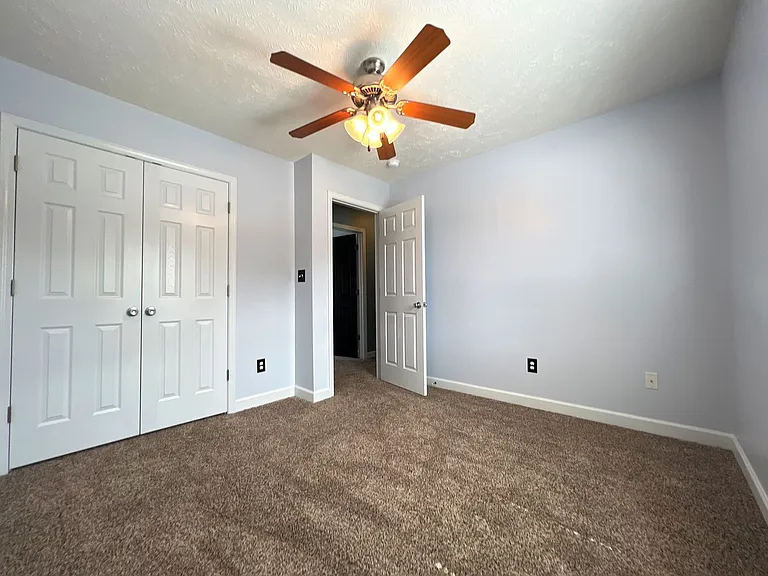 71 Caldwell St — Photo 14