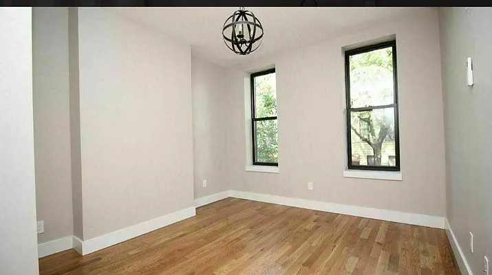 Rented by Metro Prop NY Corp | media 4