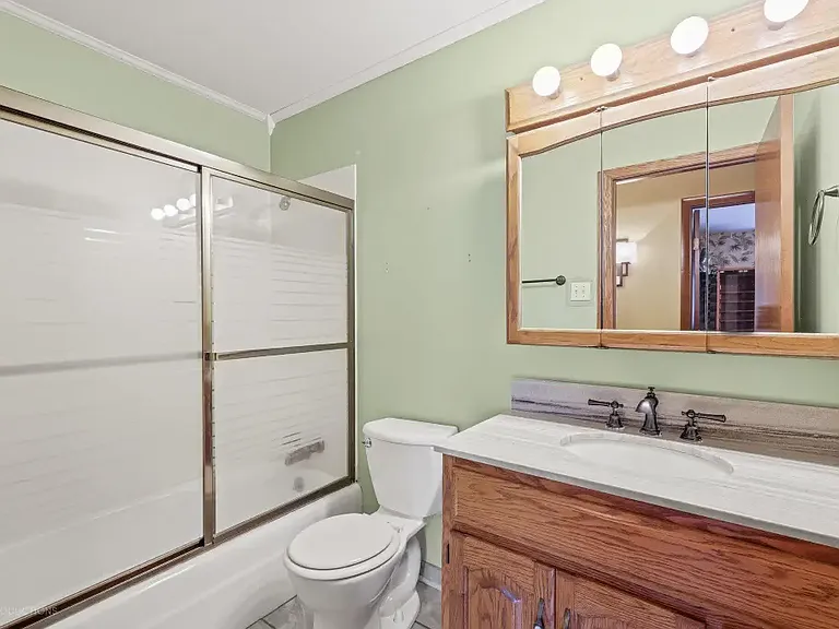 1229 Dogwood Dr — Photo 6