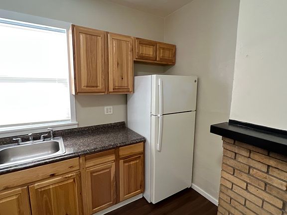5th image of 360 S Irvine Ave Unit 3-1