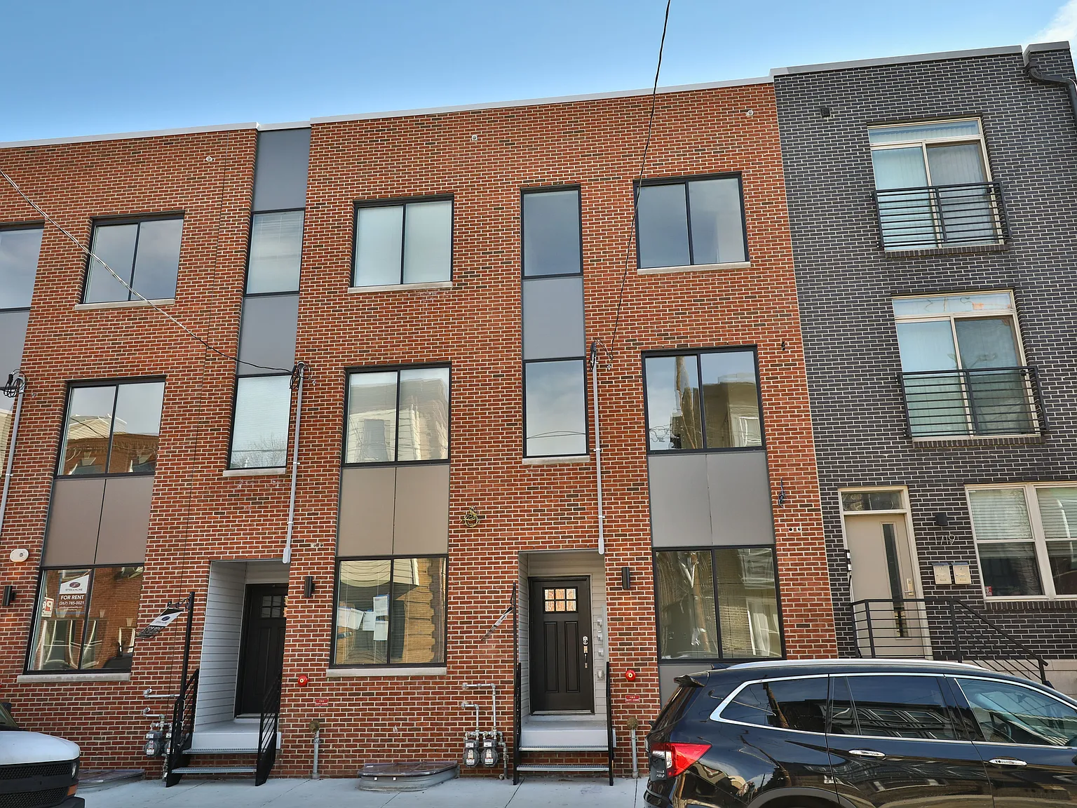 2 bed, 1251 sqft, $2,300 — Photo 1