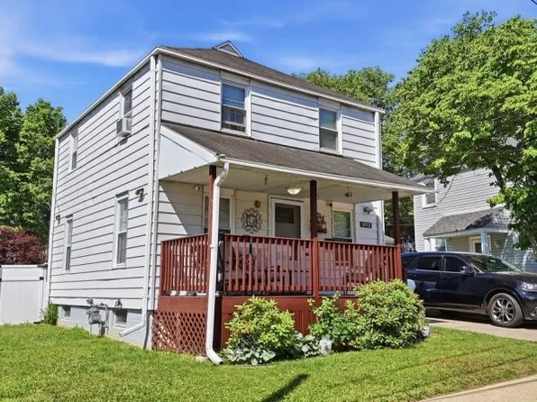 892 Gates St, Phillipsburg Town, NJ 08865