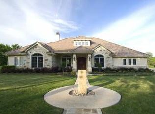 125 Dovetail Ln, Austin, TX 78628