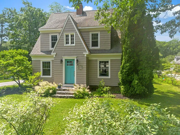 38 Johnson Road, Falmouth, ME 04105