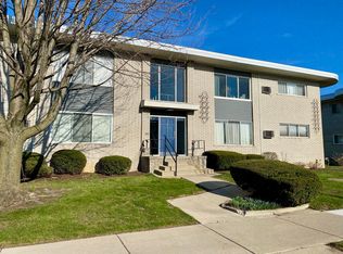4840 Briarwood Ave #C8, Royal Oak, MI 48073