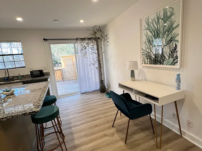 101 Forsyth Dr — Photo 6