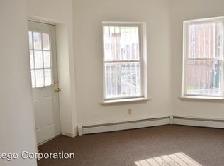 834-842 Park St #3E, Hartford, CT 06106