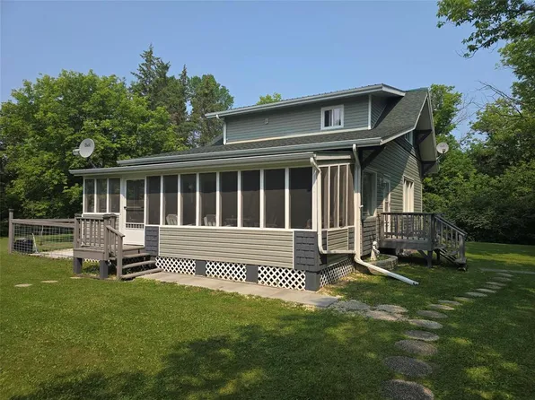 288 Saint Phillips Dr, Arborg, MB R0C 0A0