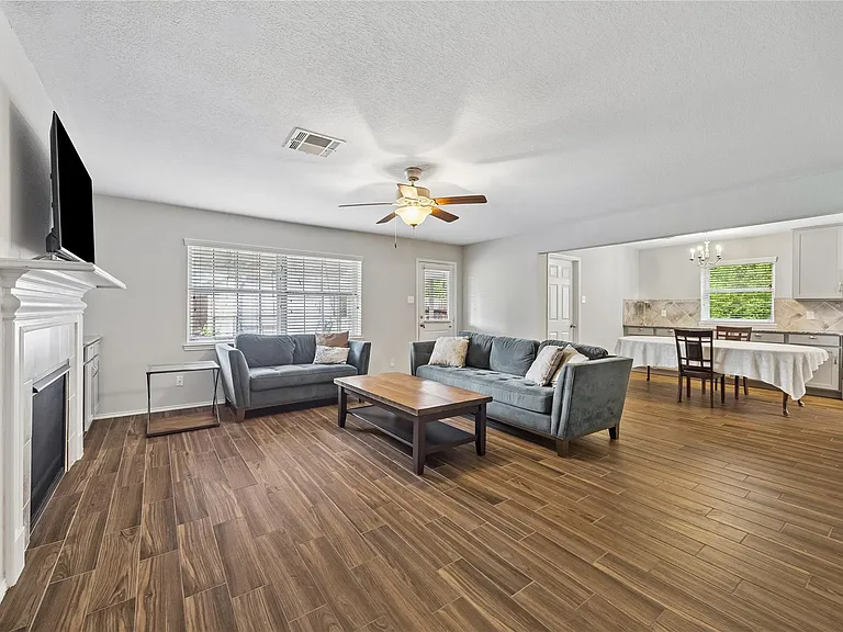 5402 Queensloch Dr — Photo 3