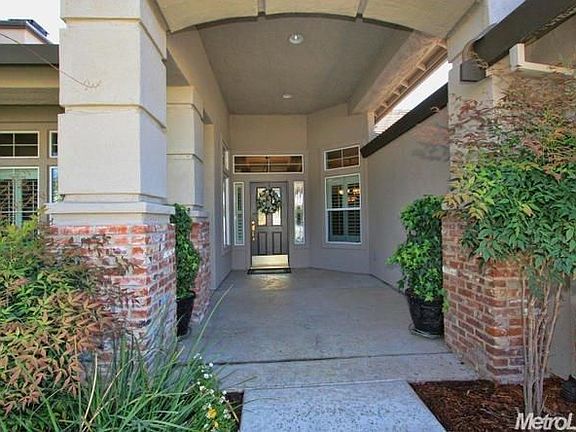 2nd image of 1545 Broder Cir