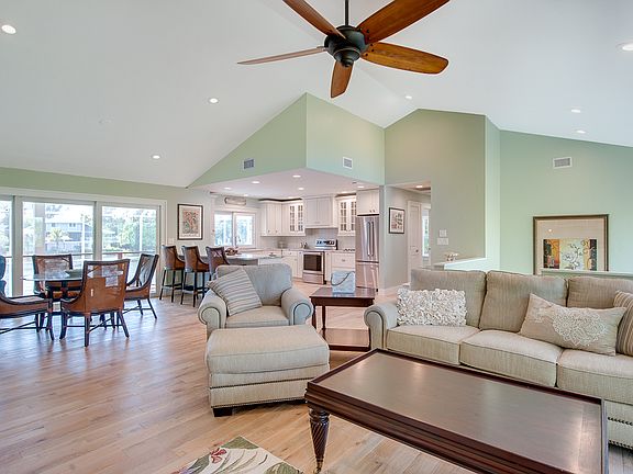5th image of 8991 Mockingbird Dr