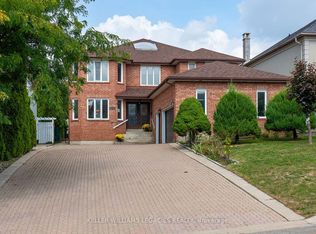 182 Oxford St, Richmond Hill, ON L4C4L7