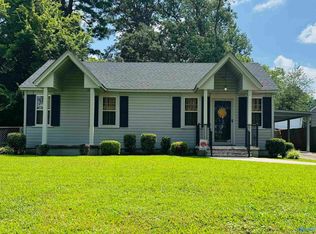 1206 High St SW, Hartselle, AL 35640