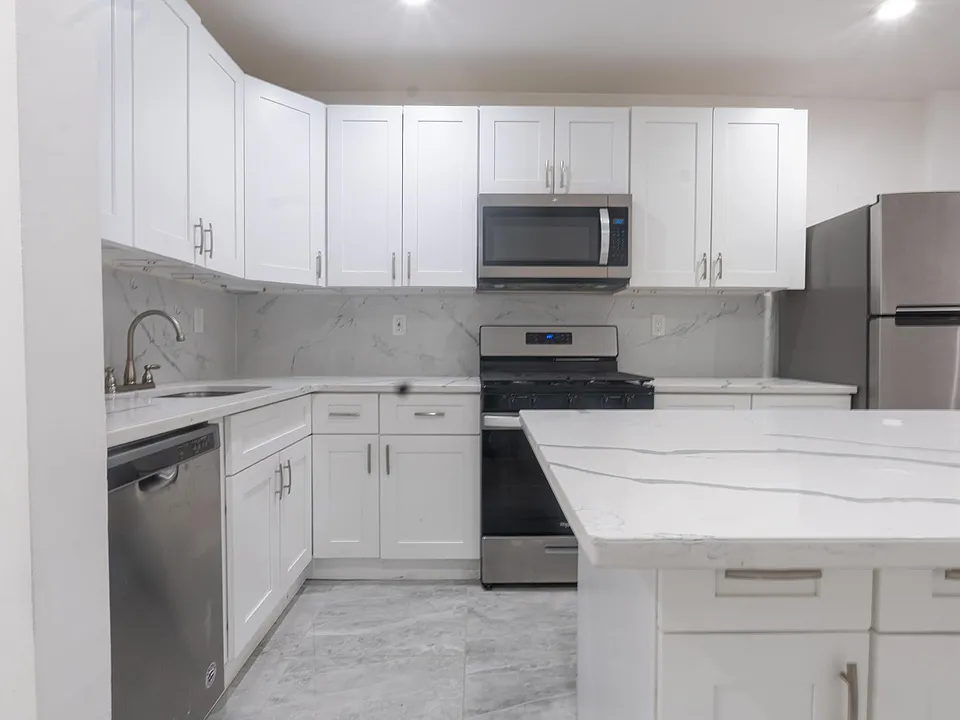 370 Pacific Ave #1