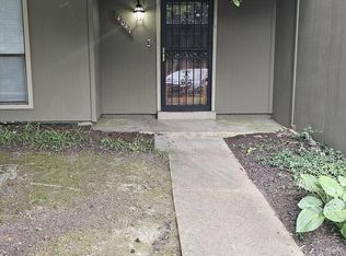 4047 Graham Oaks Ct #26, Memphis, TN 38122