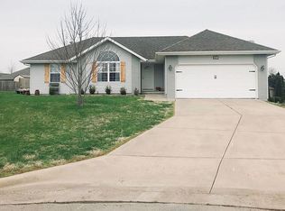 407 Ace Ct, Nixa, MO 65714