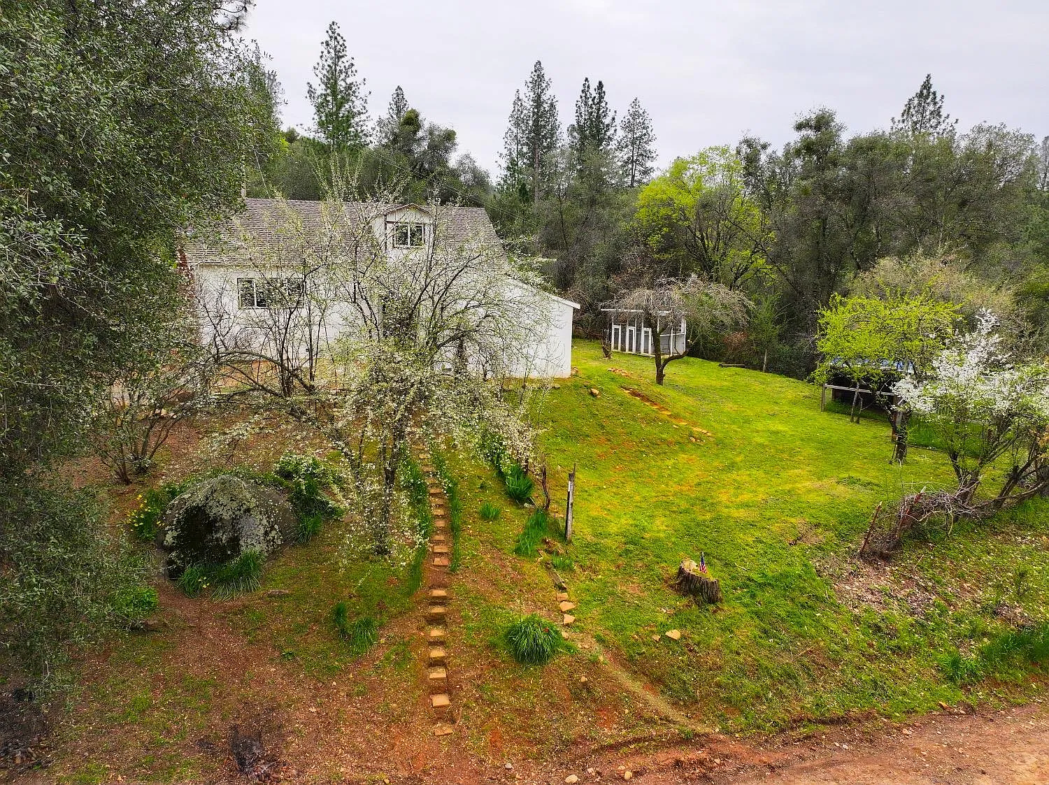 15967 Vierra Rd photo 1