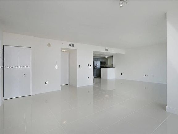 4th image of 1861 NW South River Dr Unit 1909
