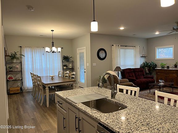 5th image of 8624 Glenmary Cove Way