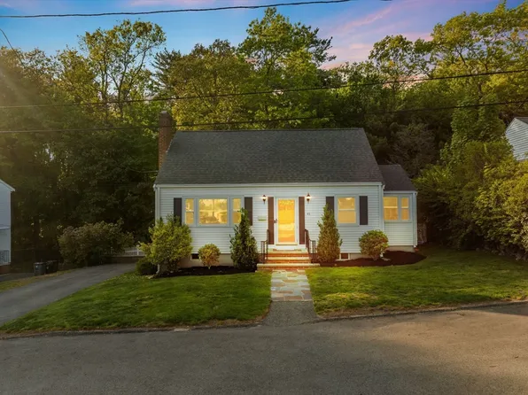 43 Argonne St, Quincy, MA 02169
