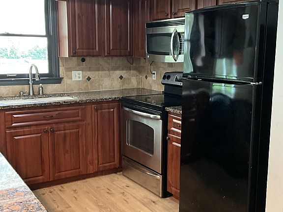 5th image of 4038 Doral
