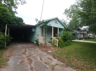 200 Robert Lee Rd, Houston, TX 77009