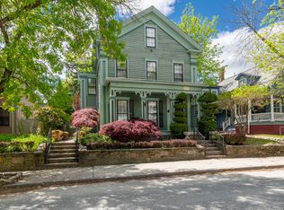 12 Crown St, Worcester, MA 01609