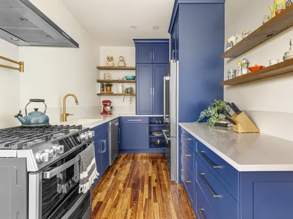 176 Seeley Street image 1 of 10